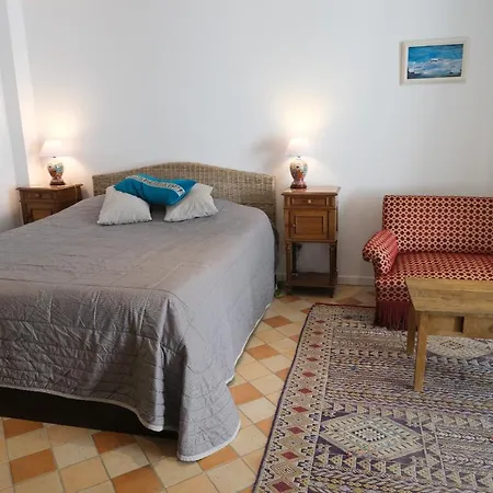 Couette-café Le 3 Rue Grande Moret-sur-Loing
