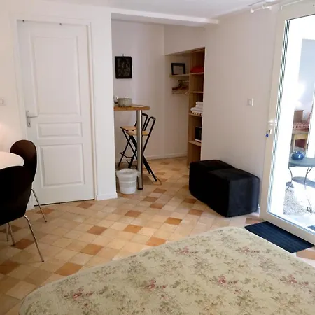 Le 3 Rue Grande Moret-sur-Loing
