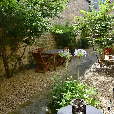 Couette-café Le 3 Rue Grande Moret-sur-Loing
